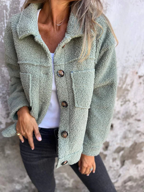 Aurelia Kurze Wolljacke mit Revers