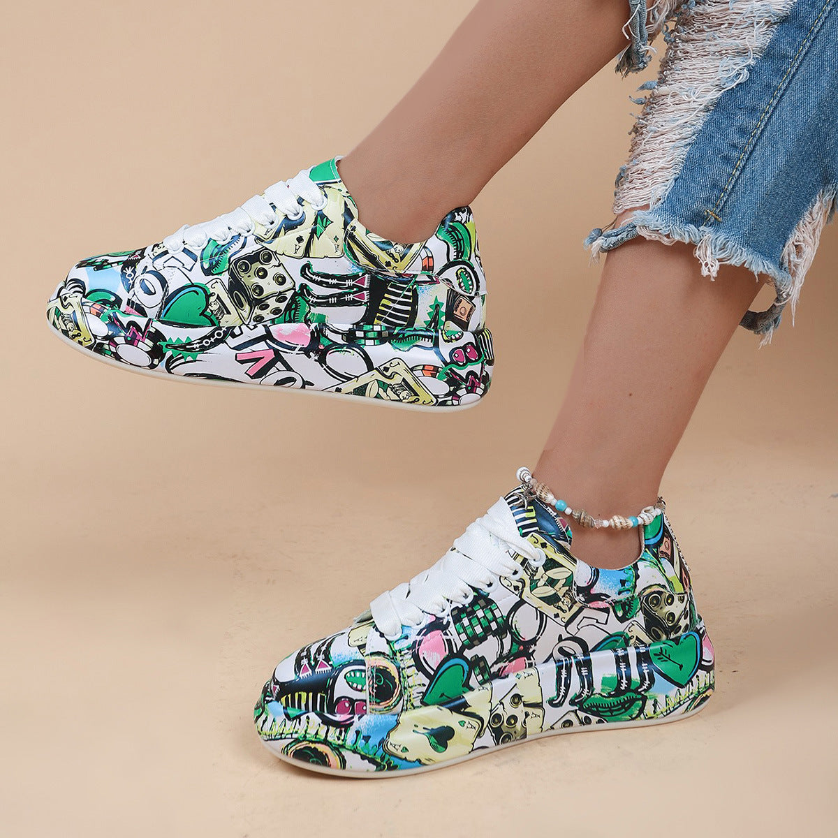 Graffix - Graffiti-Print Sneaker für Frauen